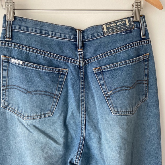 Donna Jeans Hight Rise Mom Jeans - Picture 5 of 15